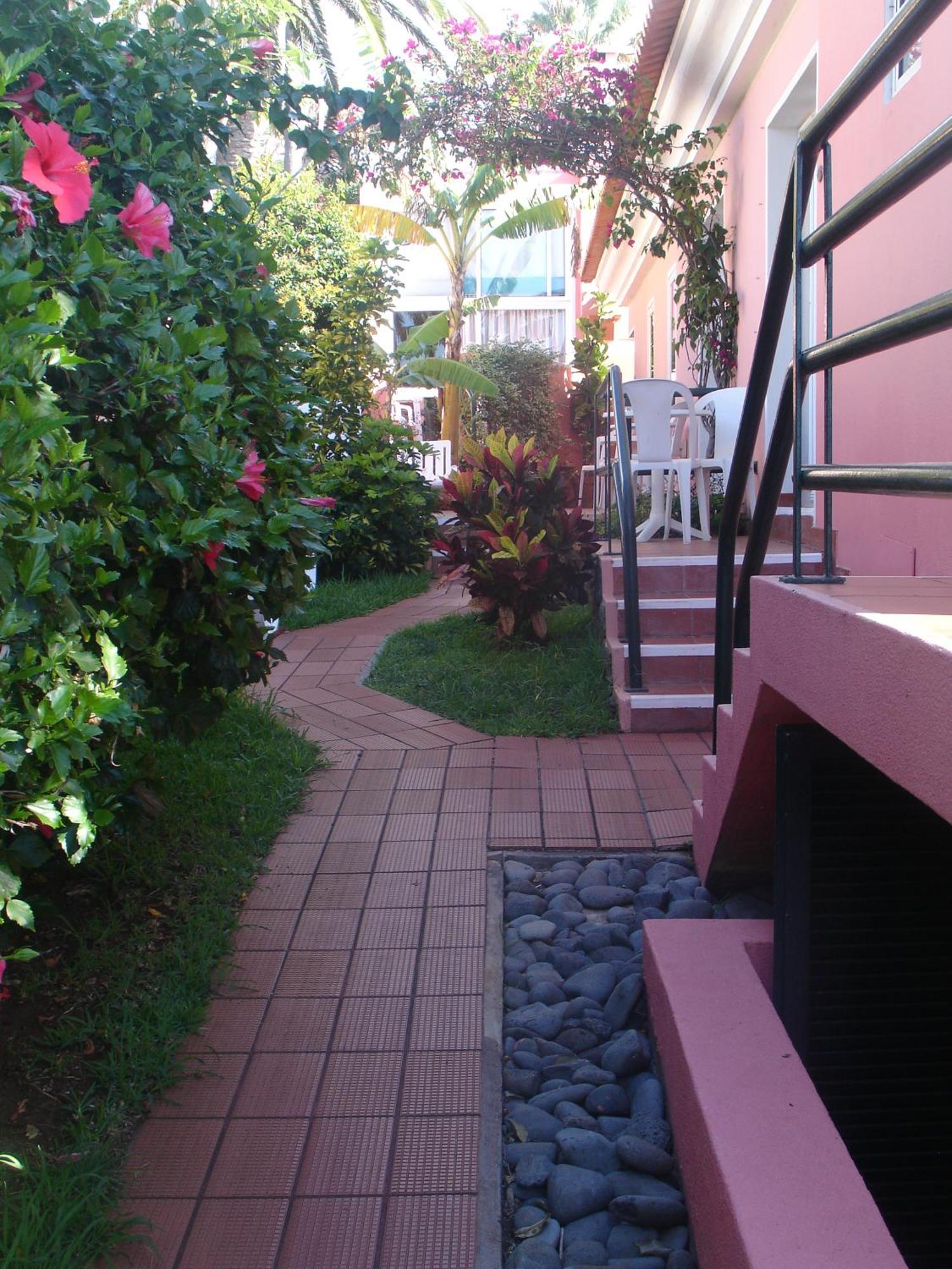 Inn & Art Madeira Caniço Esterno foto