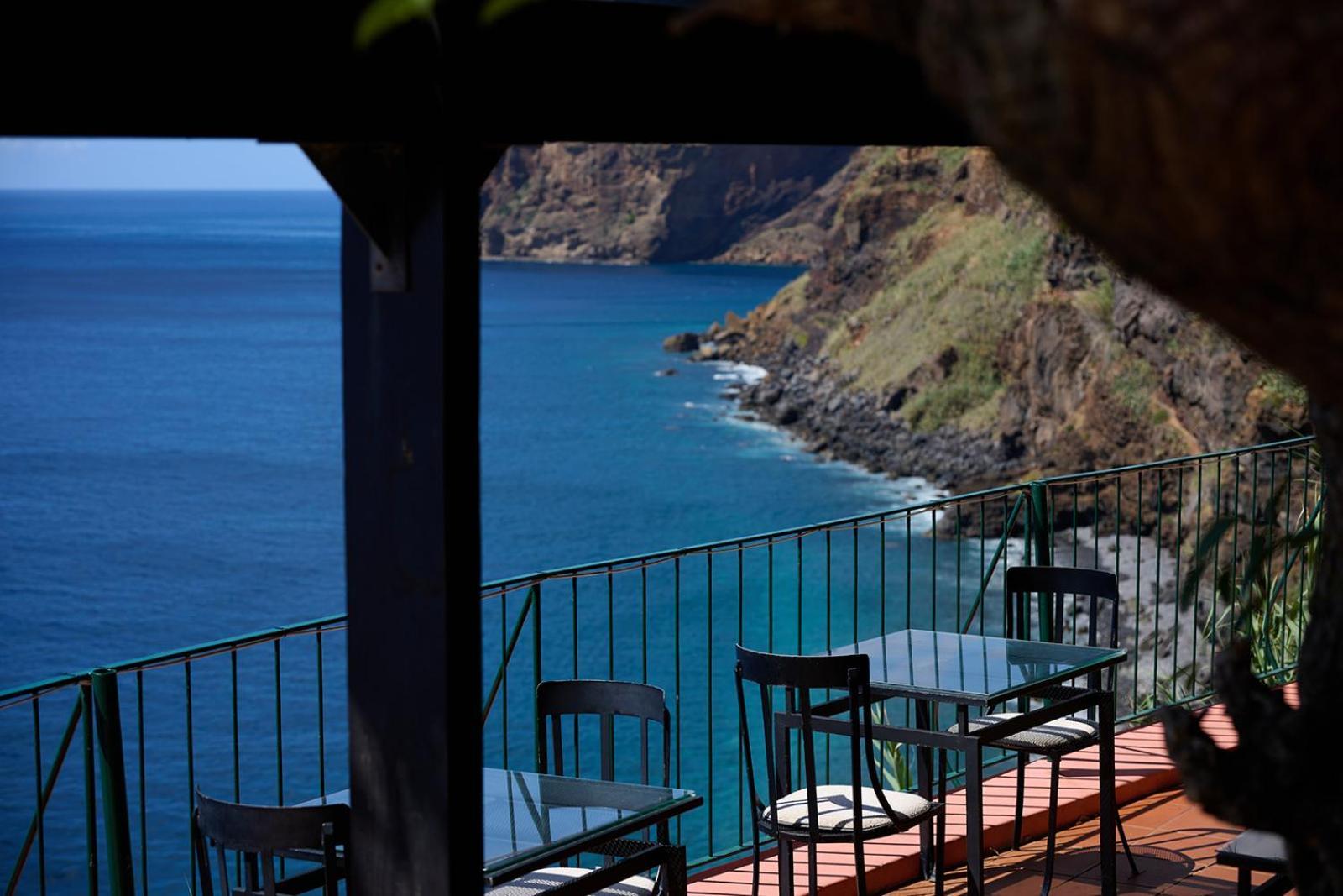 Inn & Art Madeira Caniço Esterno foto