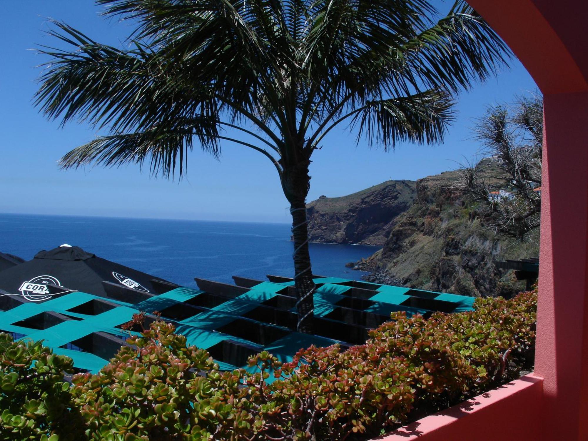 Inn & Art Madeira Caniço Esterno foto