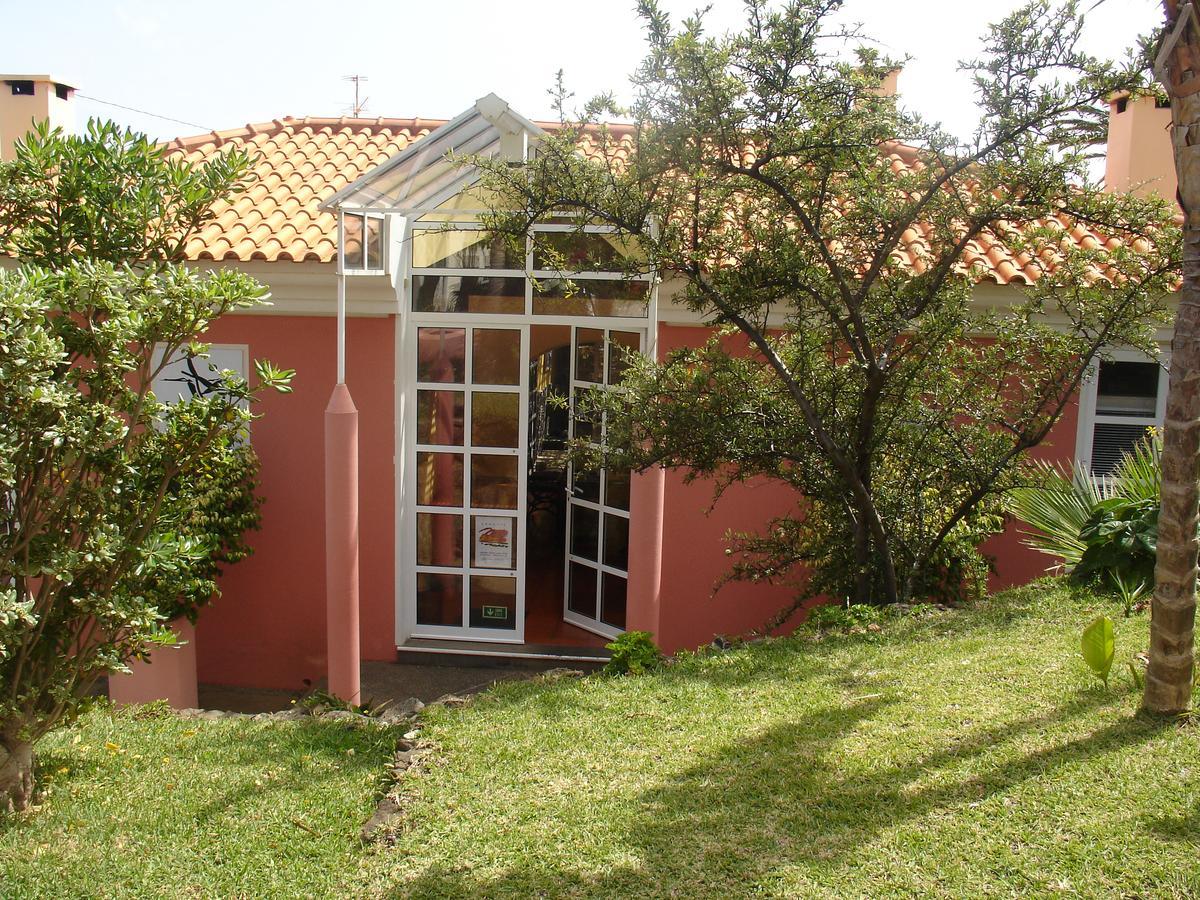 Inn & Art Madeira Caniço Esterno foto